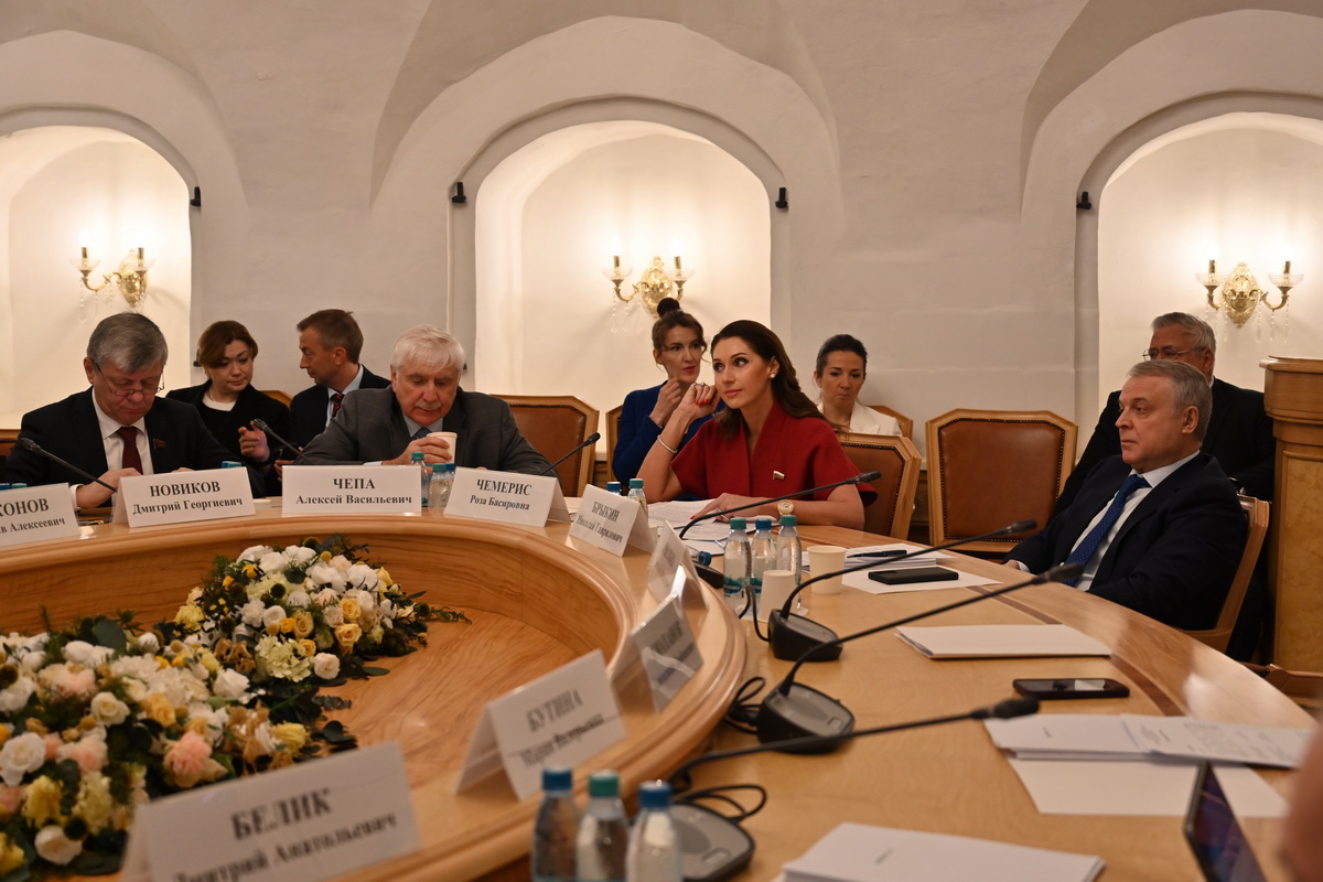 Russian Federation Council Condemns U.S. Plutonium Disposal Agreement