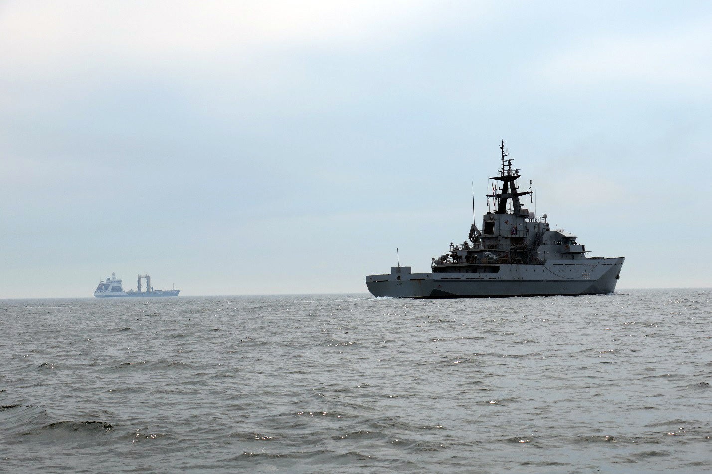 British Navy Confirms Intercepting Russian Vessels in English Channel