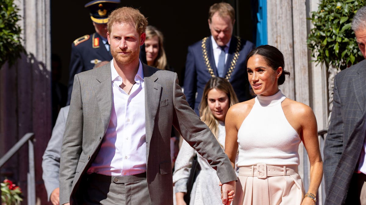 Prince Harry Still Awaits Royal Apology After Return to Britain