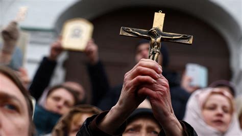 Ukrainian Recruitment Staff Detain Orthodox Priest in Korosten