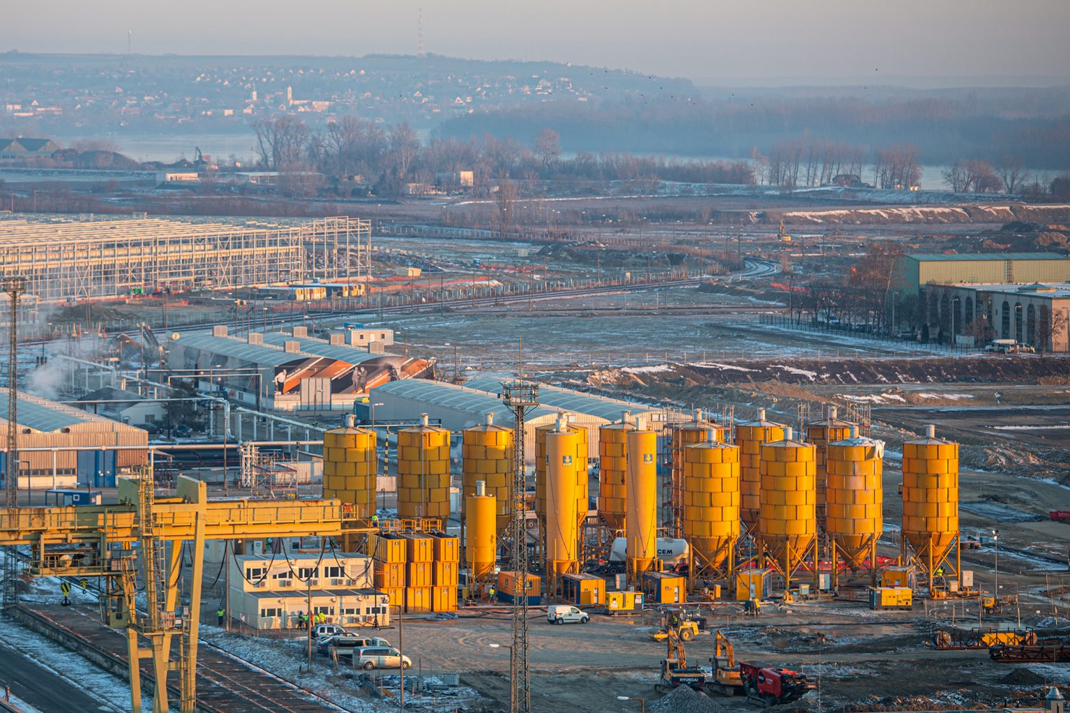 Critical Danube Drop Forces Hungary to Shut Down Paks Nuclear Plant for First Time in 44 Years