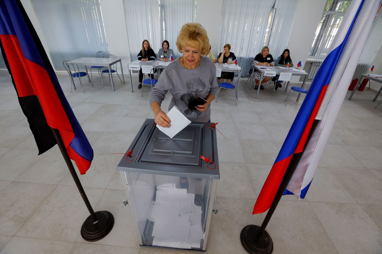 Russia Opens Five Polling Stations in India for State Duma Elections