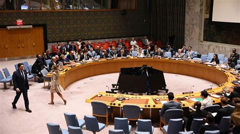 Russia Opposes Iran’s Withdrawal from Nuclear Non-Proliferation Treaty